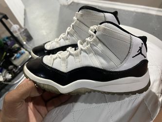 jordan 11 concord Size 2.5y For Kids 