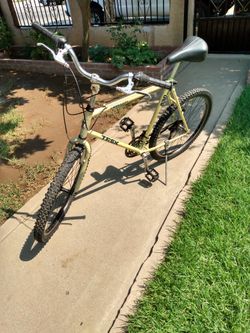 trek bike montaha 26,, XL servicio recien echo