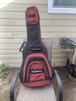 Yamaha Acoustic Guitar With Road Runner Gig Bag