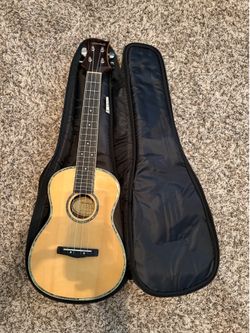Mitchell Ukulele