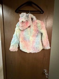 Cute Fuzzy Girls Size 5/6 Unicorn Coat