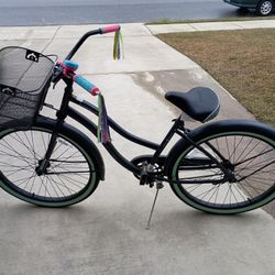 Girl's 26" Huffy Cruiser Cranbrook Perfect Frame Bicycle 