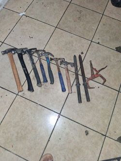 Martillos y 2 puntas