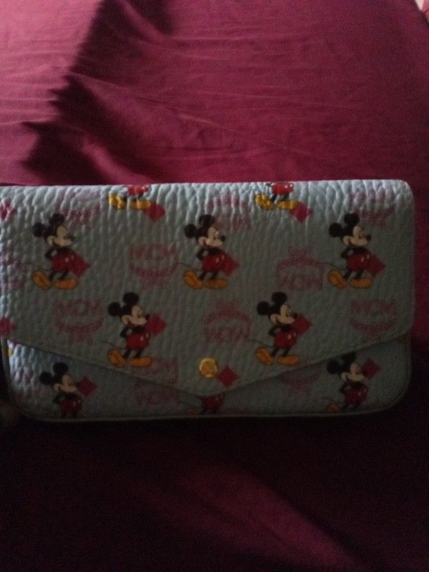 🌺 Small Lil Clutch Wallet 🌺