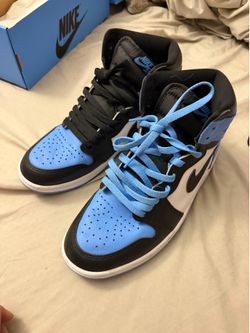 Air Jordan 1 Retro High OG Size 9.5 (DZ5485-400) - With Box & Extra laces