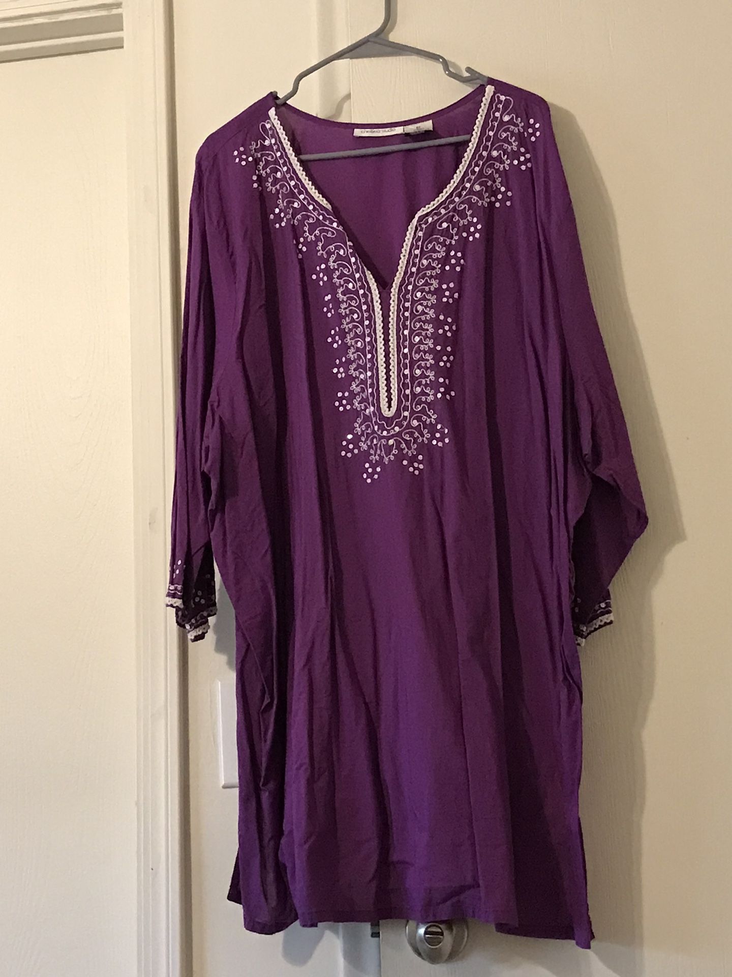 Plus Size Women’s Tops