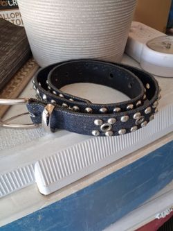Denim belt