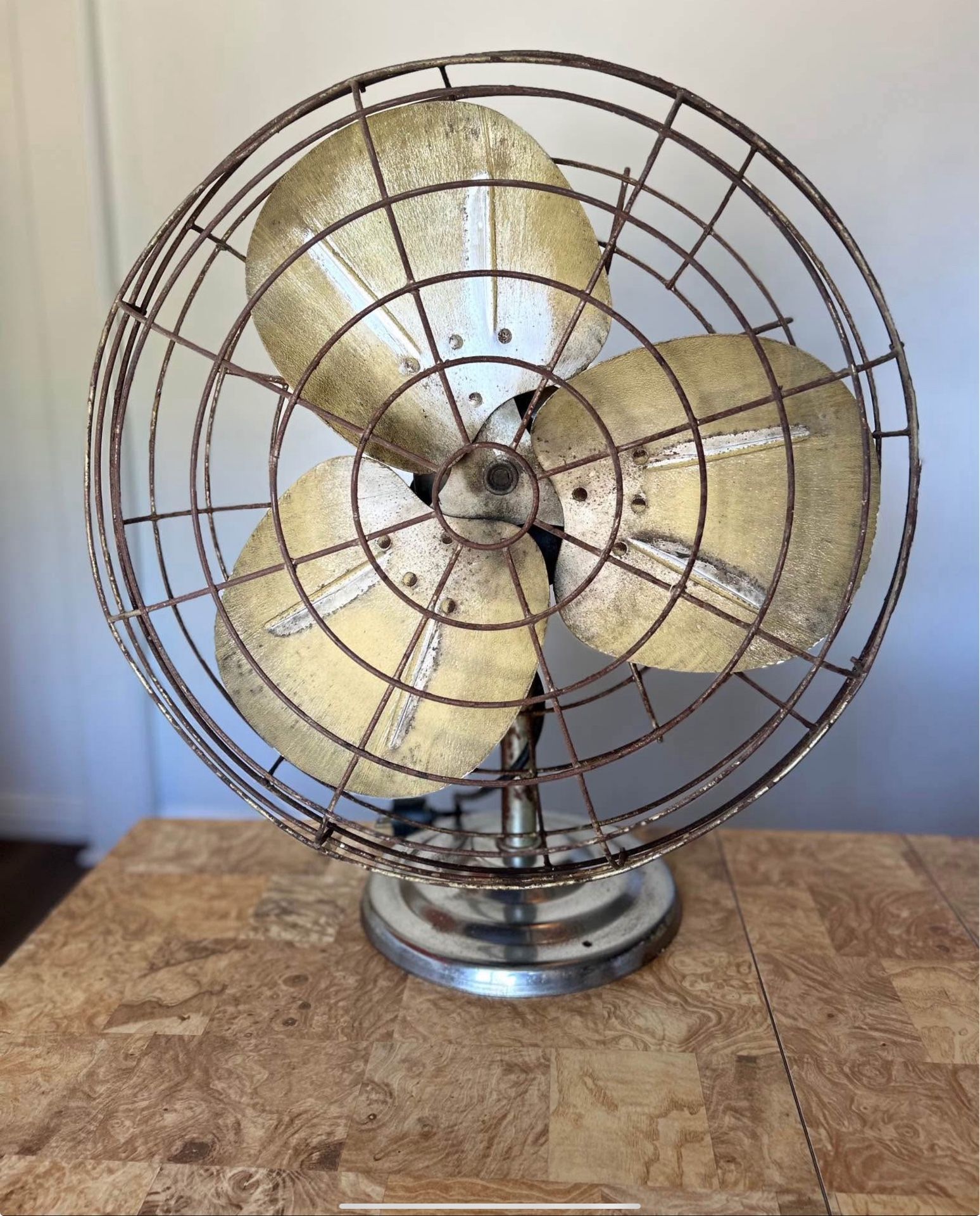 Vintage 1950’s Large Dayton Fan