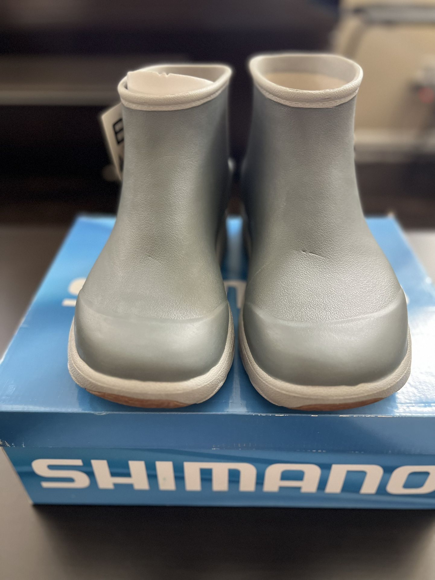 SHIMANO EVAIR BOAT BOOTS - SIZE 11