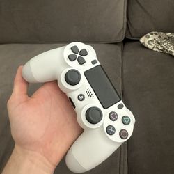 PS4 Controller 