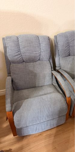 La-Z-boy Harbor Town Rocking Recliner