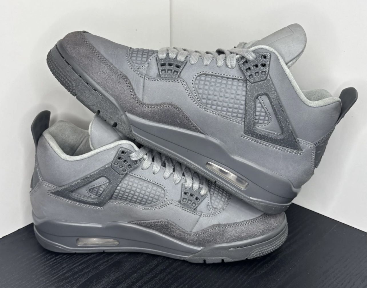 Jordan 4 “Wet Cement” Size 10// HABLO ESPANOL