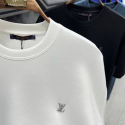 Lv T Shirt 