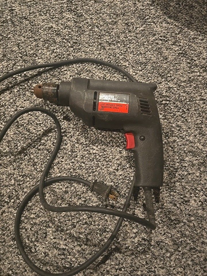 Master Mechanics 3/8" Variable Speed Reversing Drill