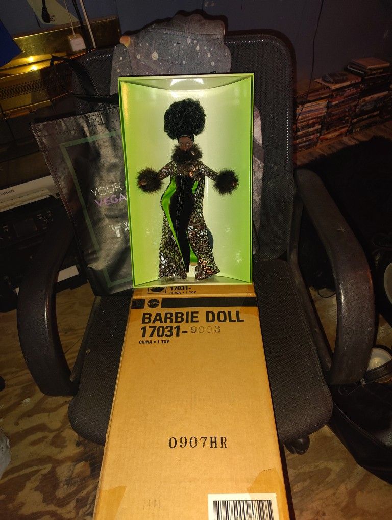 BARBIE DOLL 1996 Byron Lars
