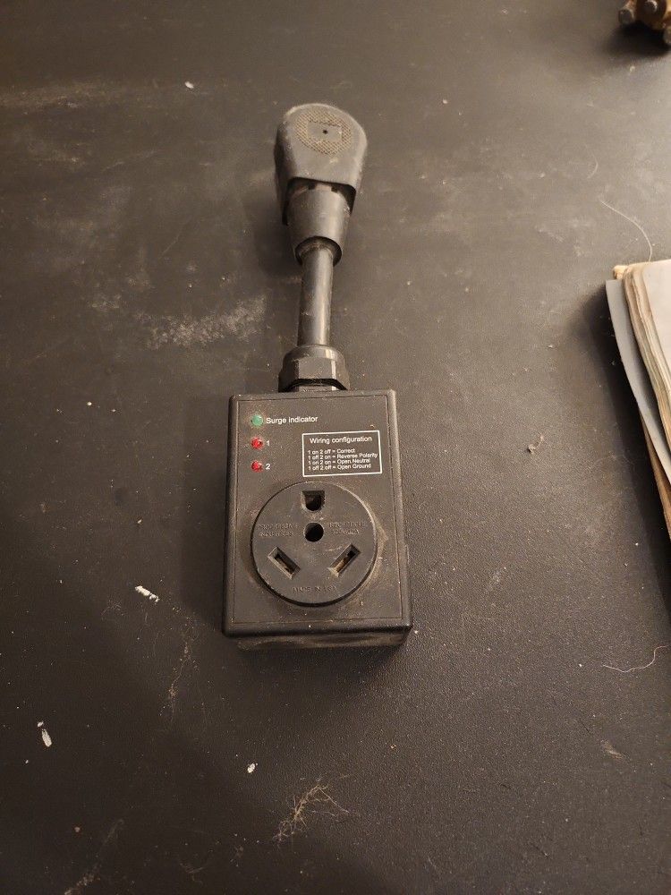 NICE! 30A SURGE PROTECTOR RV