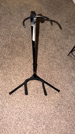 Guitar stand