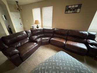 Sectional couche