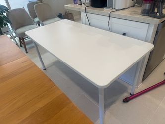 White table , desk