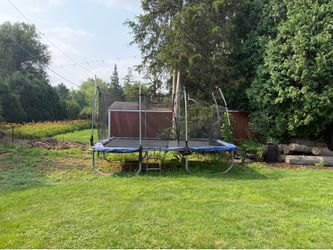 Big trampoline 8’x14’