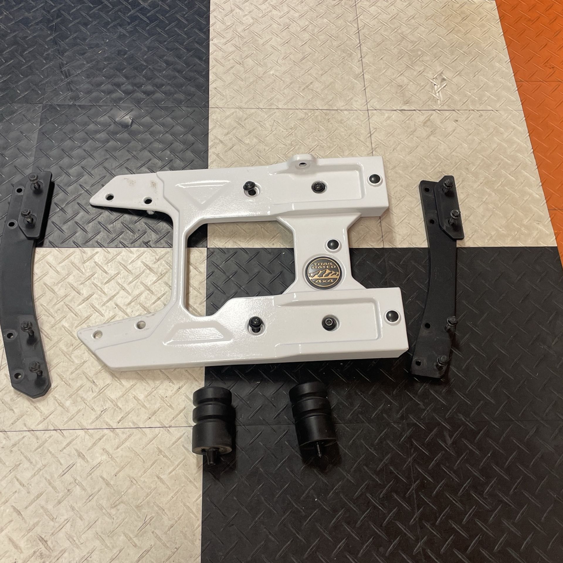 Jeep JL Mopar Tailgate Reinforcement Bracket