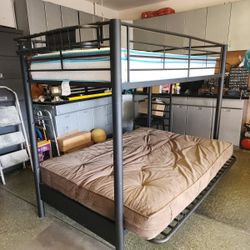 Metal Frame Bunk Bed w/Mattresses