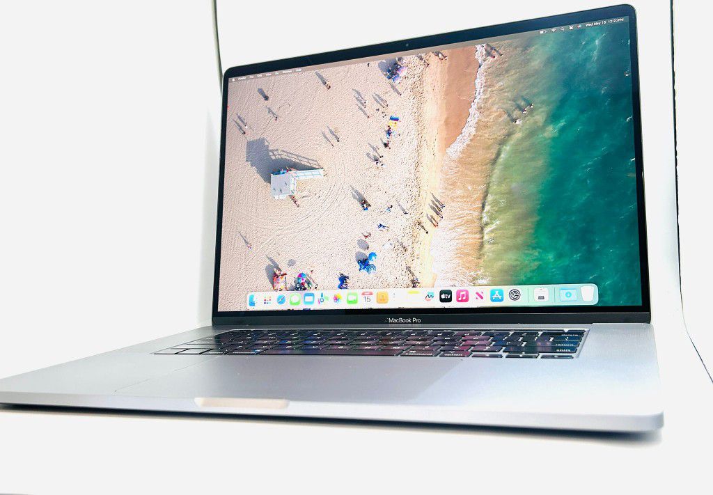 Apple MacBook Pro 16” 2019 TouchBar Core i7 32GB 500GB Radeon Pro 5300m 4GB VRAM graphics