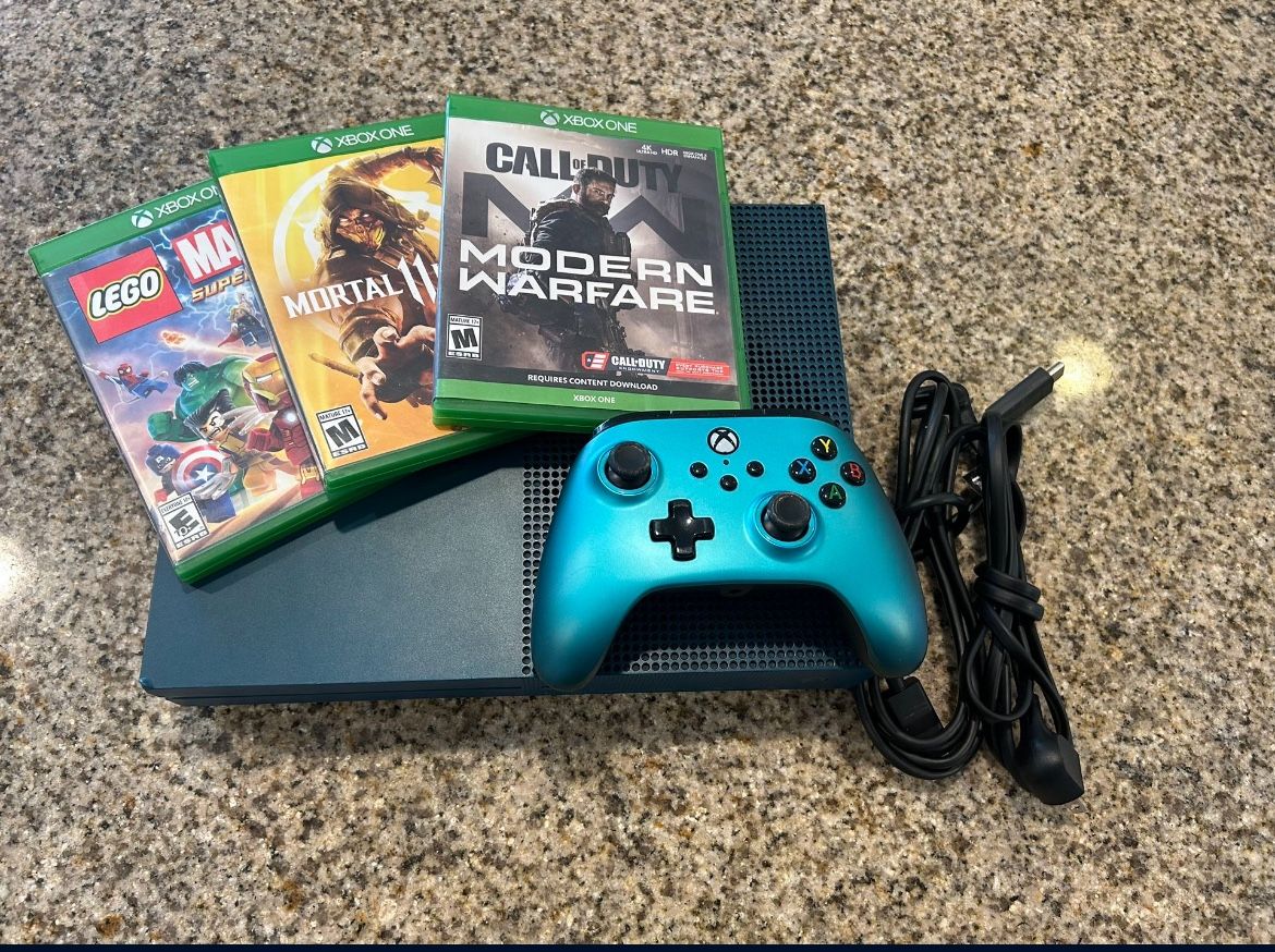 Deep blue Xbox one s Bundle