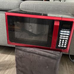 Microwave Oven 