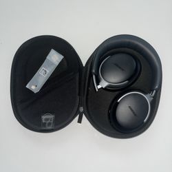 Bose QuietComfort Ultra Headphones - Black