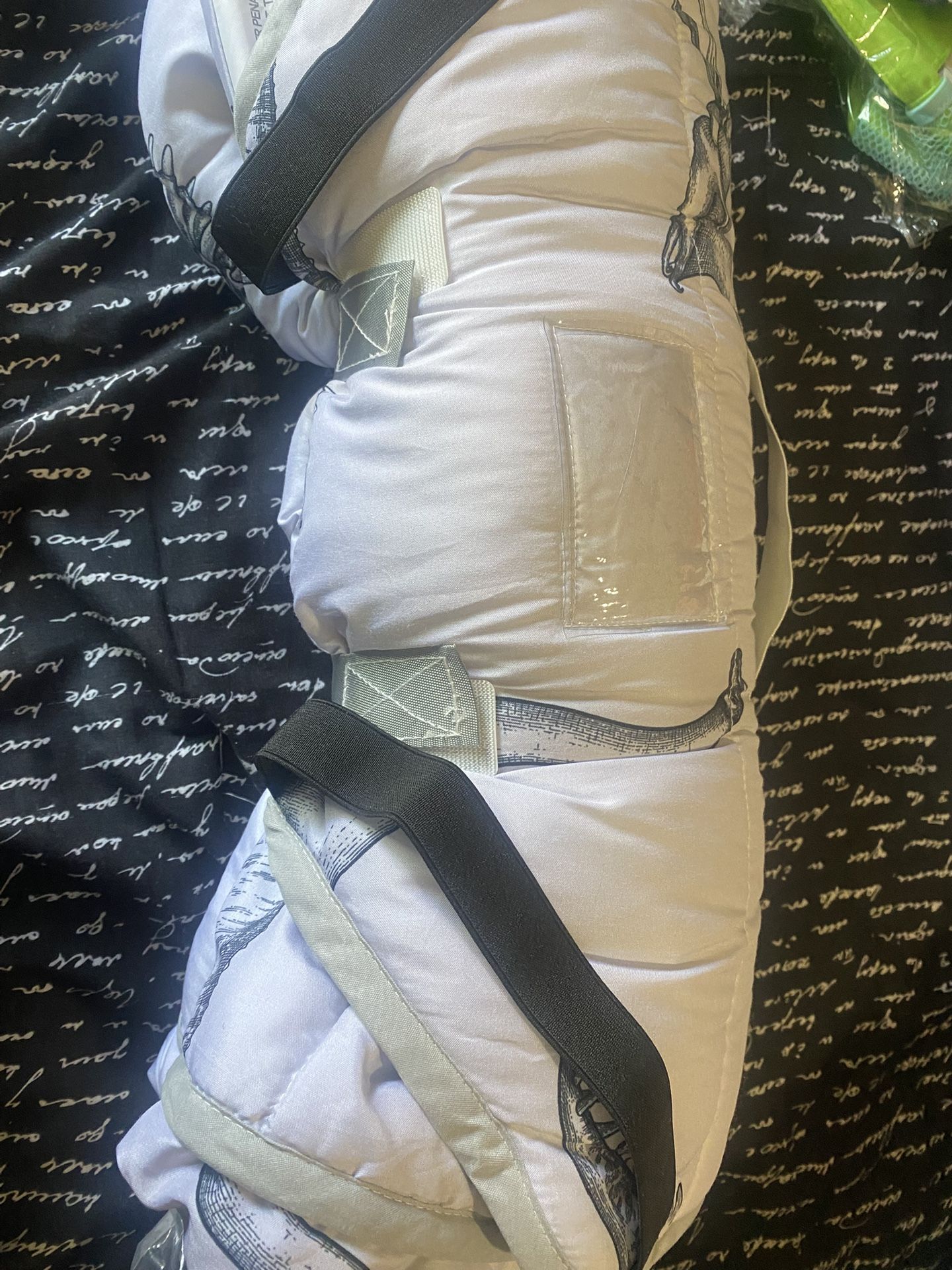 dinosaur sleeping bags HX - 4SD 132 x 56 New 