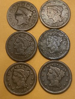 A COLLECTION OF UNITED STATES LARGE CENTS