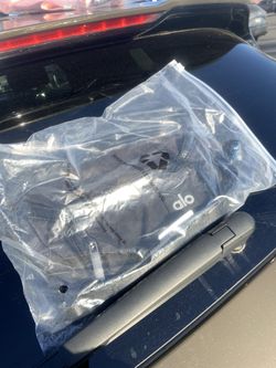 Black Alo Hand Bag Brand New Real