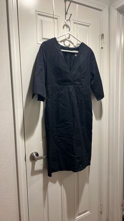 Women’s dress size 12