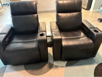 2 Power Recliners Black
