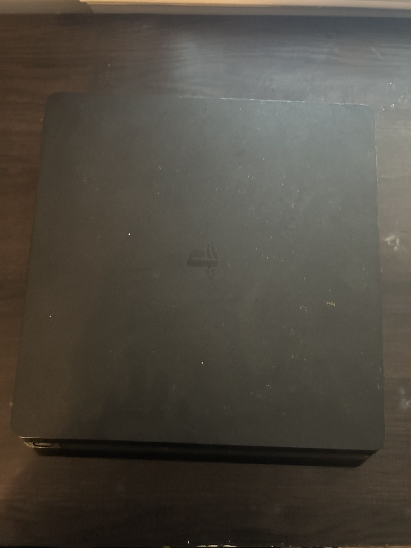 Playstation 4 , Black