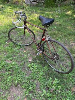 Vintage 1970s ARAYA 10 Speed 250$ OBO