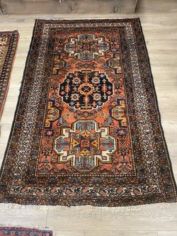 Old Persian Rugs 