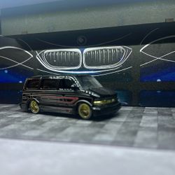 Hot Wheels Lowrider Chevy Astro Van