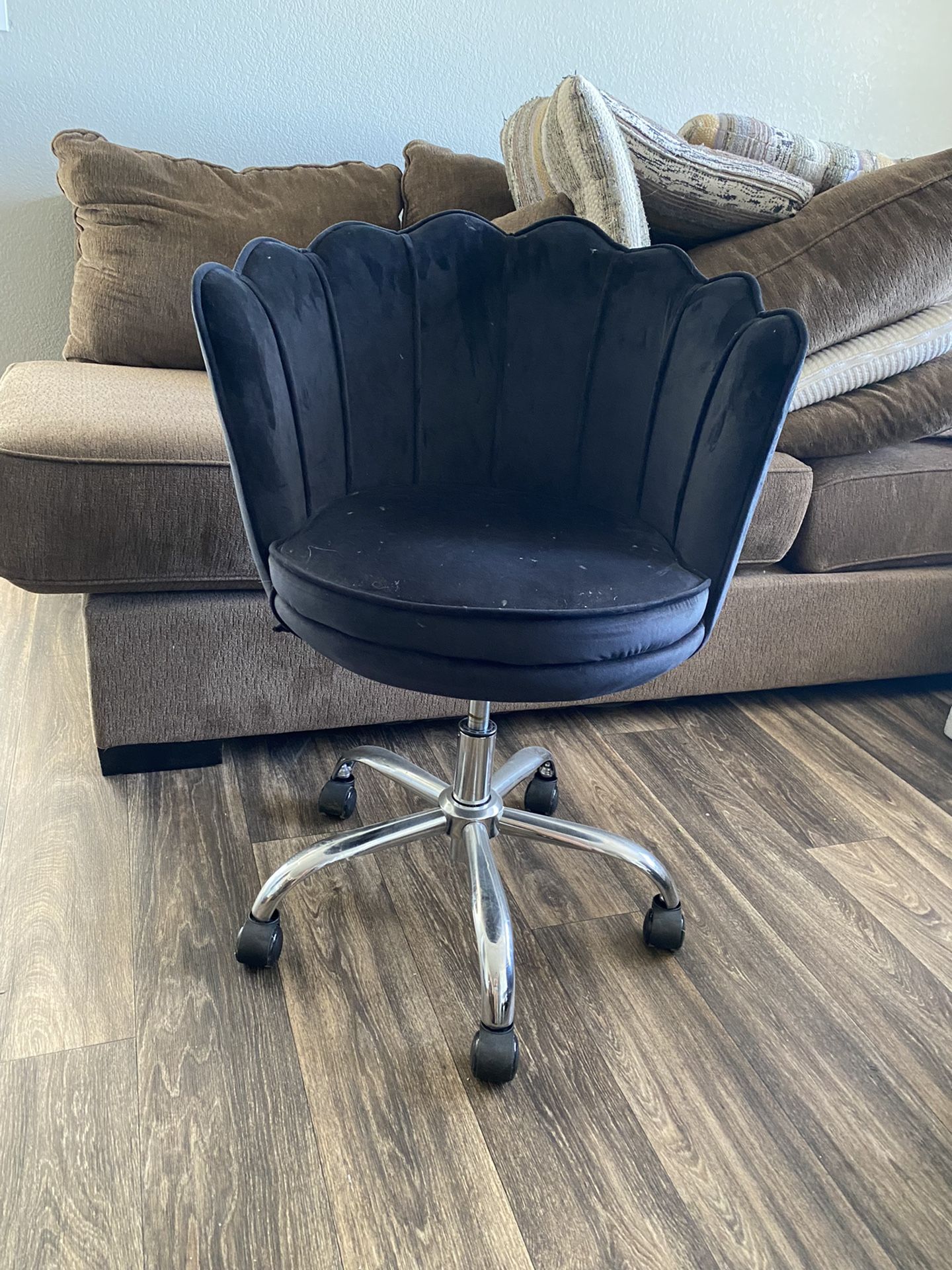 Seashell Office Chair