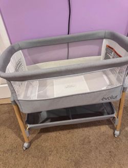 Evolur bassinet