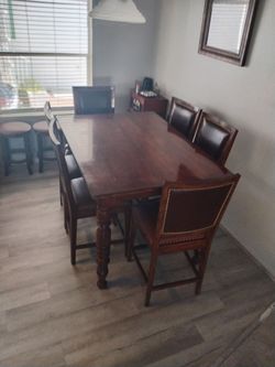 COMEDOR 8 PERSONAS