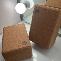 Manduka Yoga Block Cork (2)