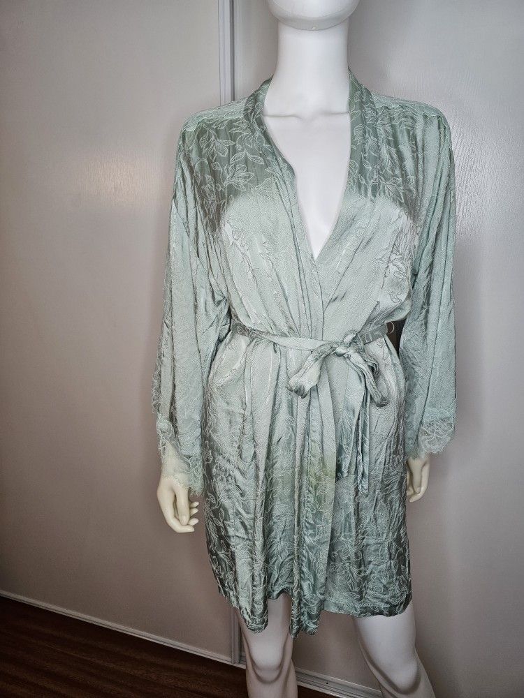 Victoria's Secret Jacquard Lace Robe in Mint Green Size XS 100% Viscose