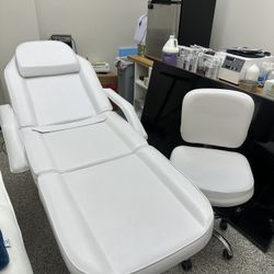 Treatment Chair And Stool 