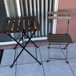 Wood Table And Chair 