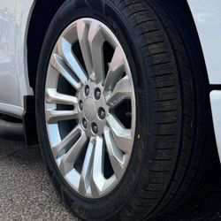 22x9 6x139 Rims And Tires 305/40/22 Aplus 