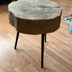 Treestump Table