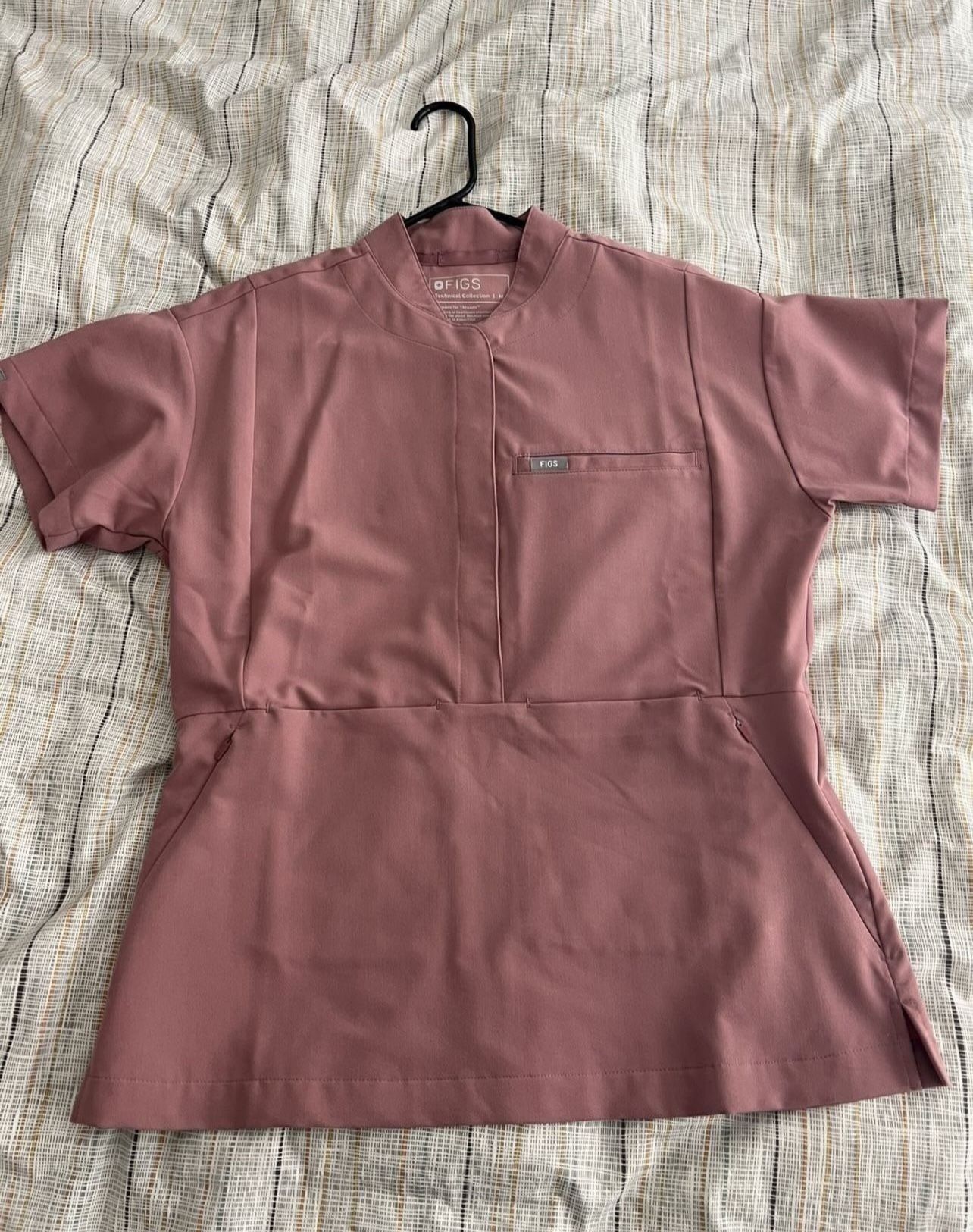 FIGS Scrubs Mauve NWT 