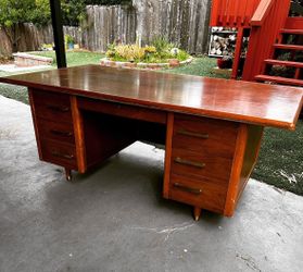 Jasper Of Indiana Mid century Executive desk